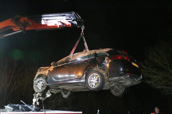 2024-0Familie überschlägt sich mit PKW im Autobahnkreuz Osnabrück-Süd. / Foto: Heiko Westermann1-07_Unfall-PKW-ueberschlagen_Autobahn-A33-A30-Kreuz-Osnabrueck-Sued-012 Familie überschlägt sich mit PKW im Autobahnkreuz Osnabrück-Süd