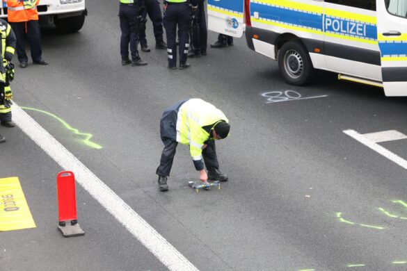 Polizist startet Fotodrohne