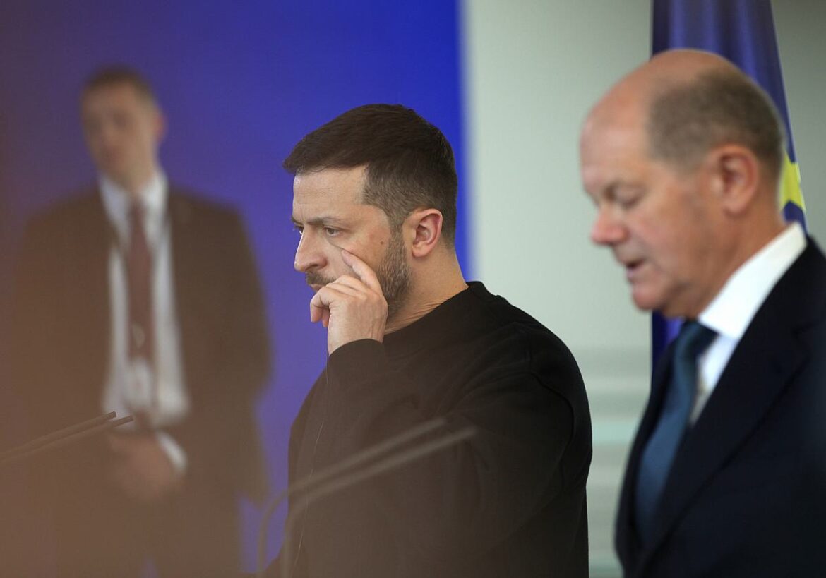 Ukrainischer Präsident Wolodymyr Selenskyj und Bundeskanzler Olaf Scholz