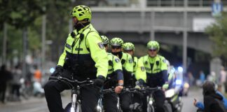 Polizisten auf Fahrrädern