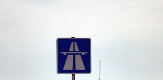 Autobahn Schild