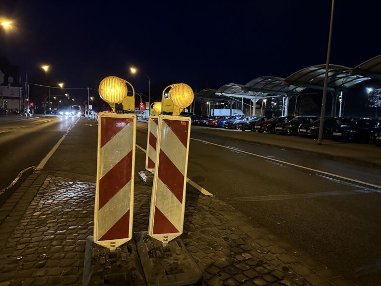 Baustellenbaken an der Hansastraße