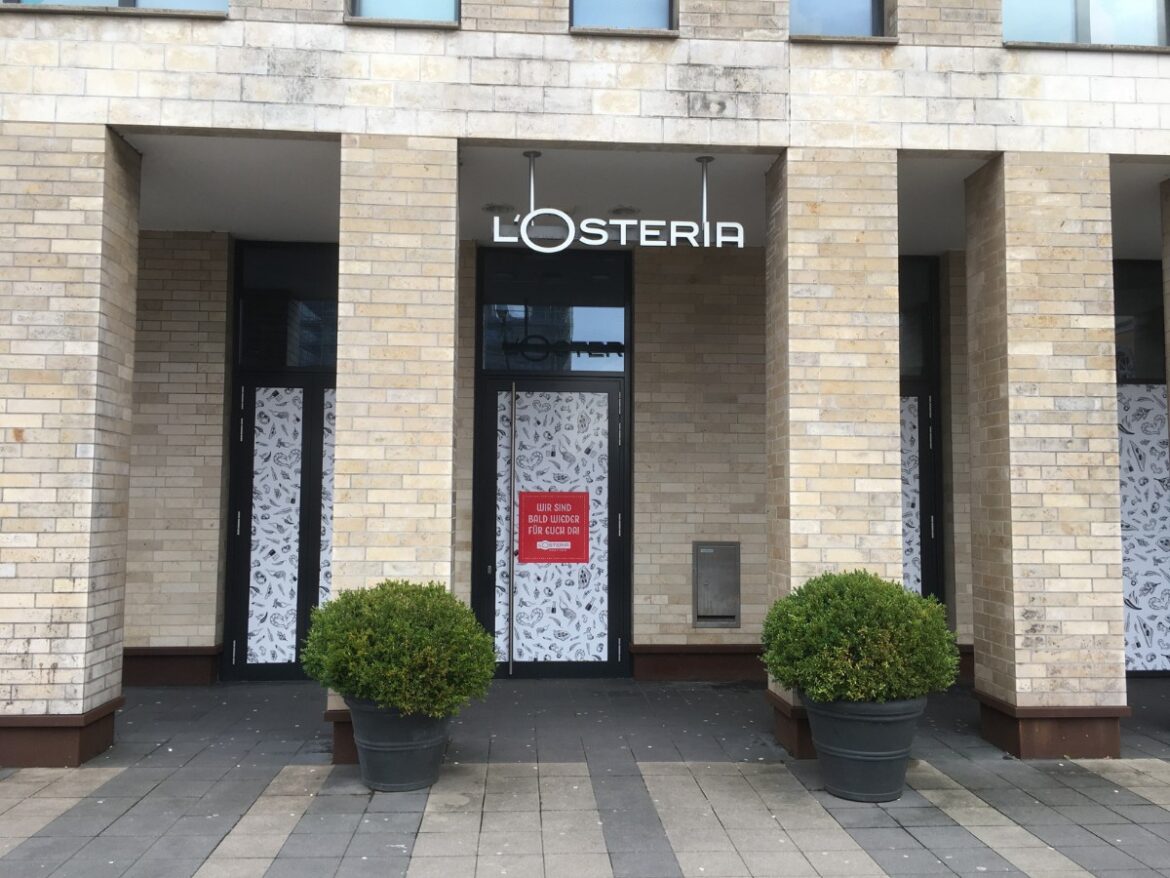 Geschlossene L'Osteria am Neumarkt in Osnabrück. / Foto: Dominik Lapp