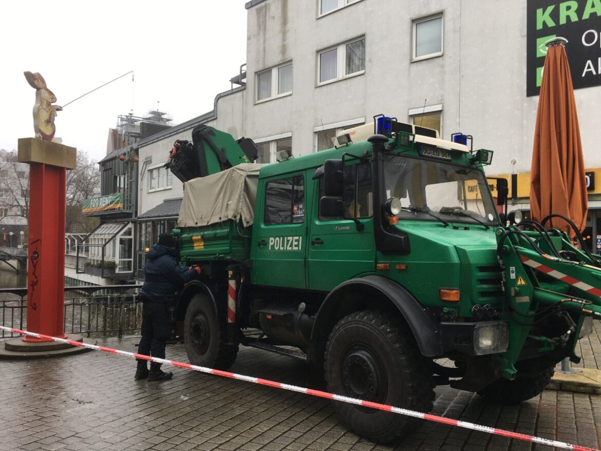 Polizeitaucher in Osnabrück im Einsatz