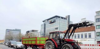 Traktor auf dem Neumarkt Osnabrück / Archivbild Pohlmann