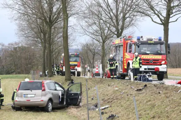 Seniorin stirbt bei Kollision: Entgegenkommendes Auto gerät auf ihre Fahrspur bei Belm