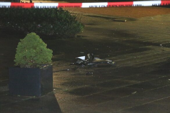 Geldautomat in Wallenhorst gesprengt, Polizei fahndet nach Tätern. / Foto: Heiko Westermann Polizeiabsperrung am Tatort