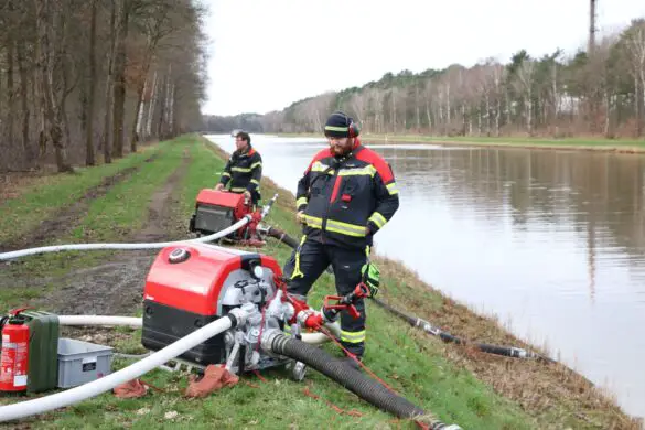 Fast 200 Freiwillige bei Waldbrandübung an der Landesgrenze im Einsatz