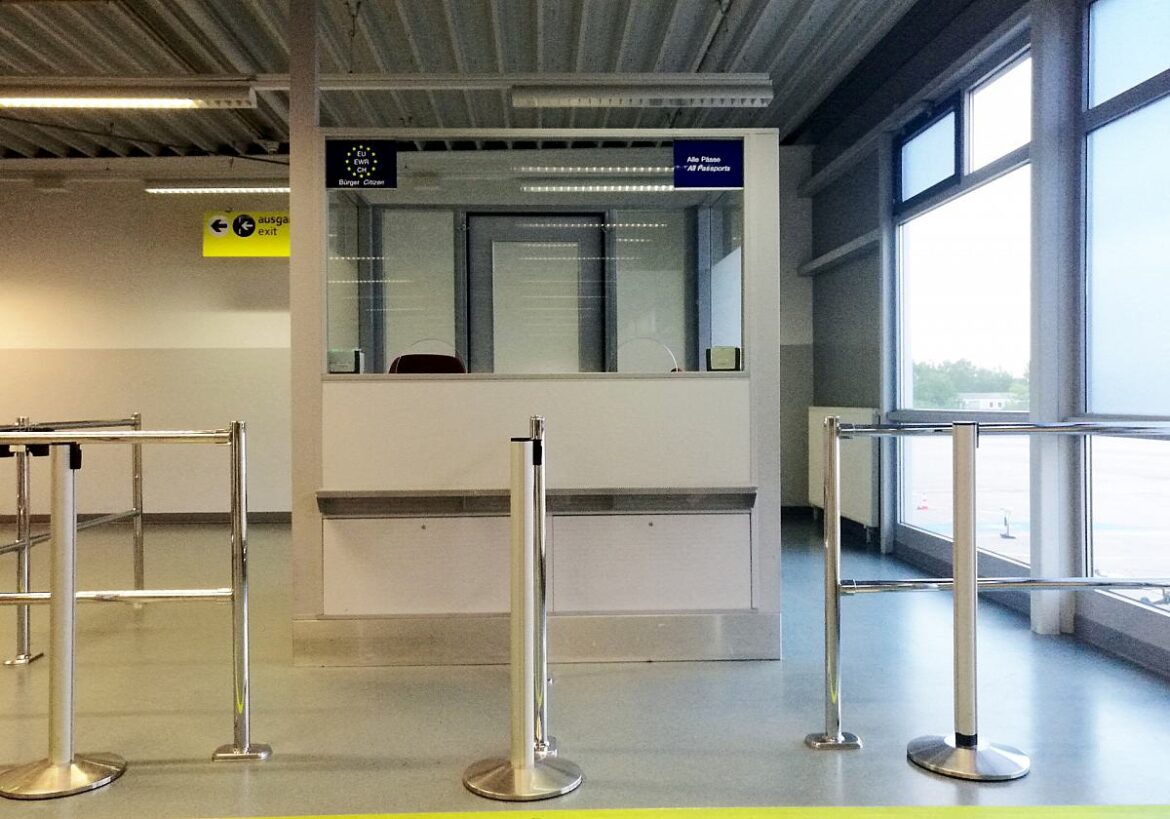 Flughafen Einreisekontrolle