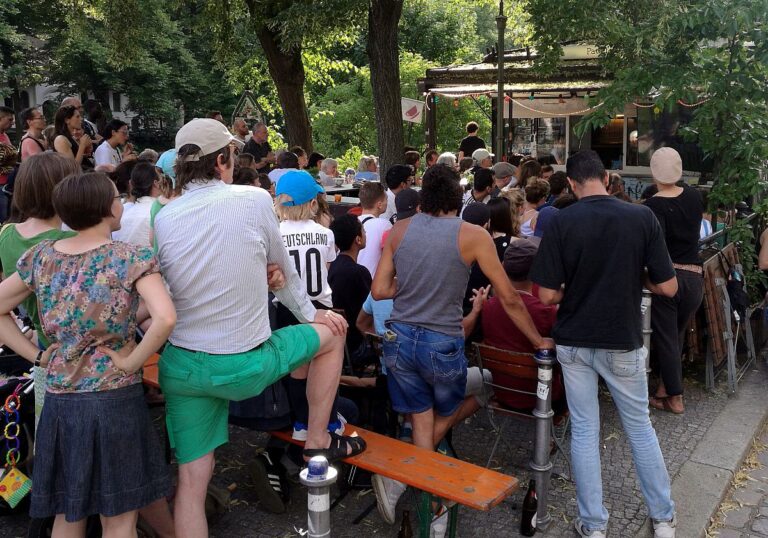 Public Viewing