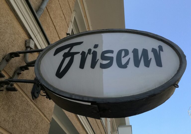 Schild Friseur
