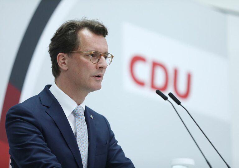 Ministerpräsident von NRW Hendrik Wüst (CDU)