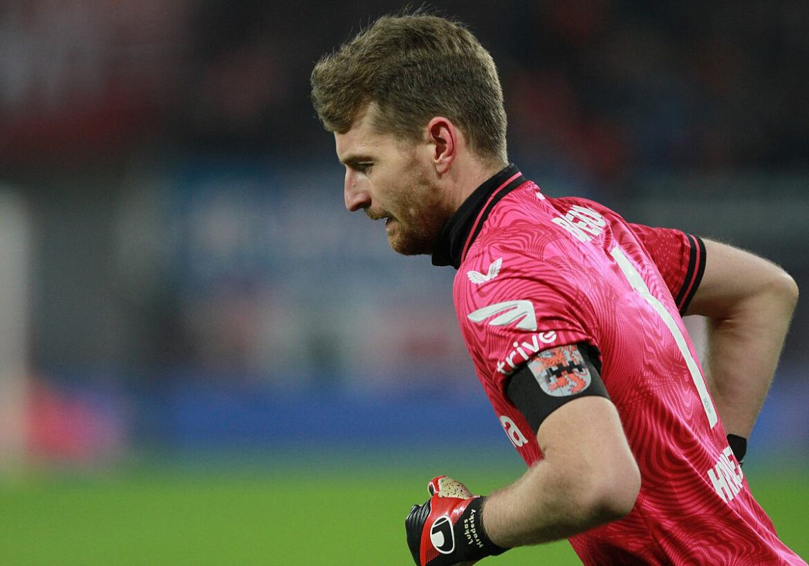 Torwart von Bayer Leverkusen Lukas Hradecky