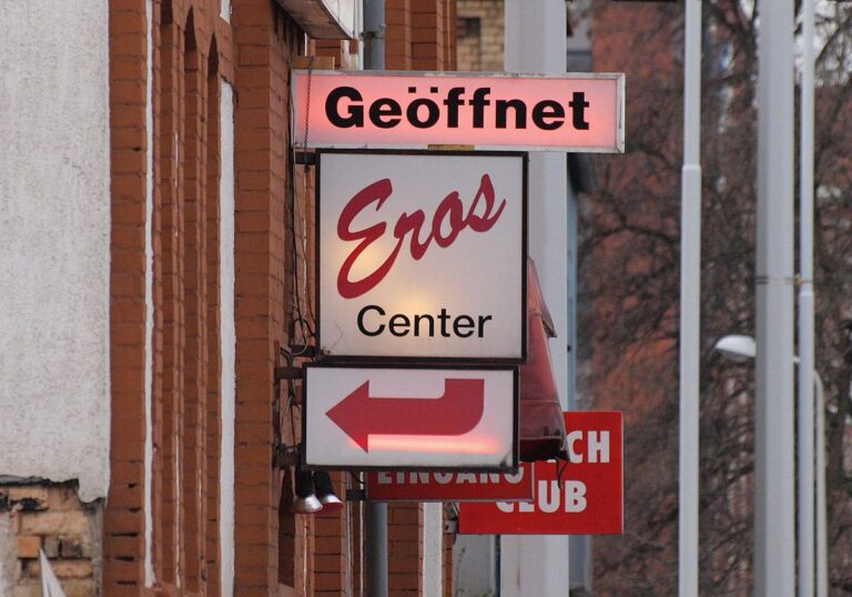 Schild: Eroscenter