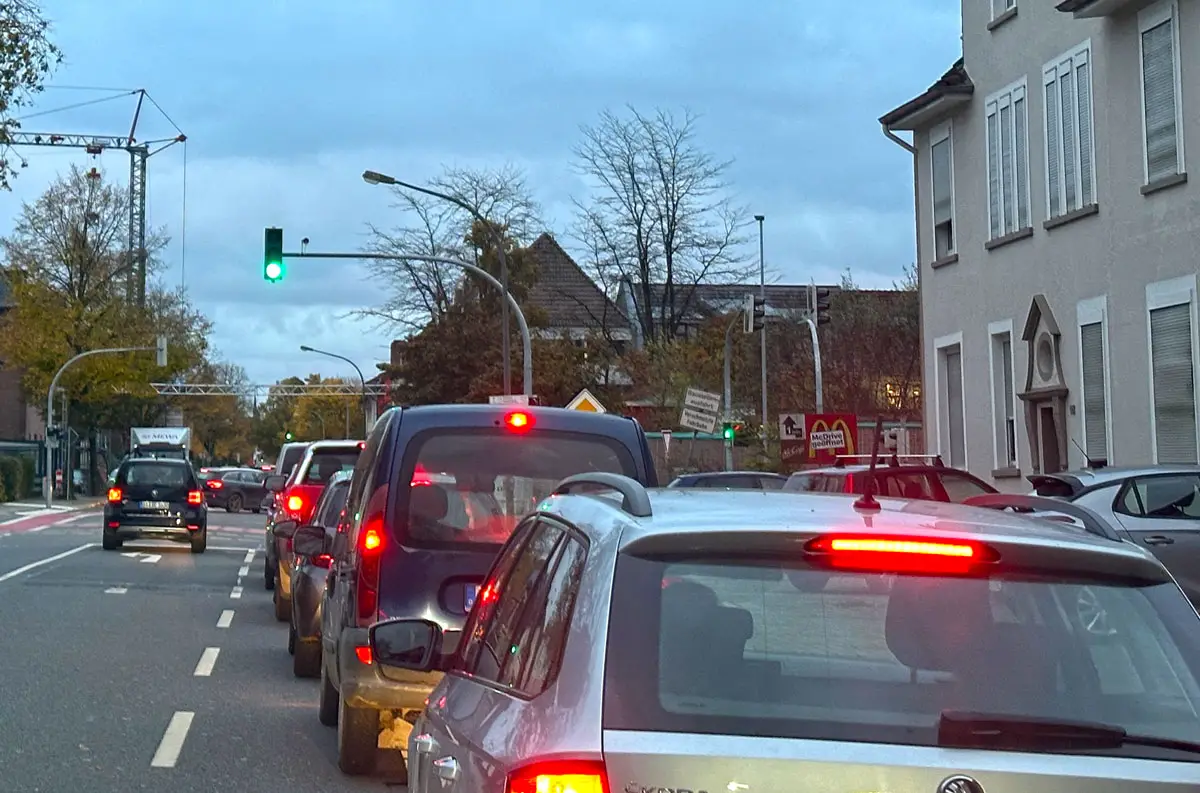 Stau auf der Natruper Straße