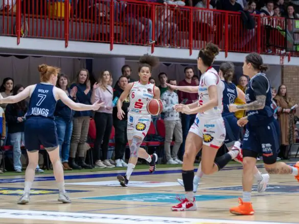 GiroLive Panthers gewinnen mit 72:66 gegen Wings Leverkusen