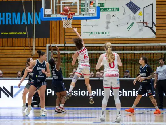 GiroLive Panthers gewinnen mit 72:66 gegen Wings Leverkusen