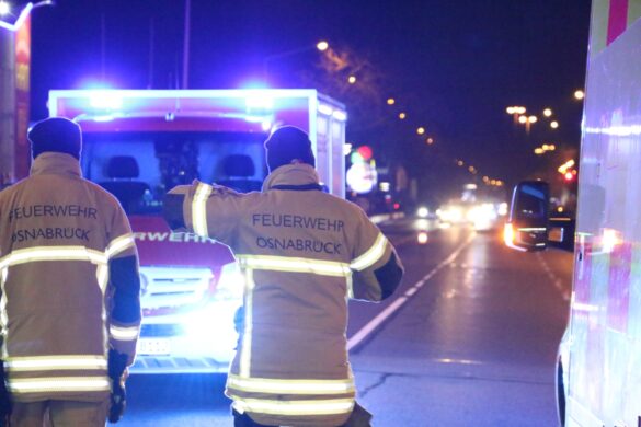 Pagenstecherstraße nach Unfall blockiert, eine Person verletzt