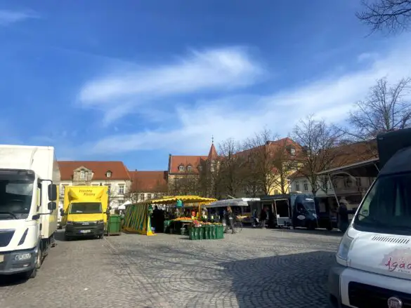 Wochenmarkt am Dom