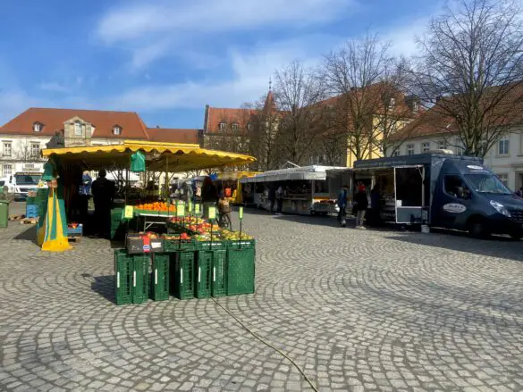 Wochenmarkt am Dom