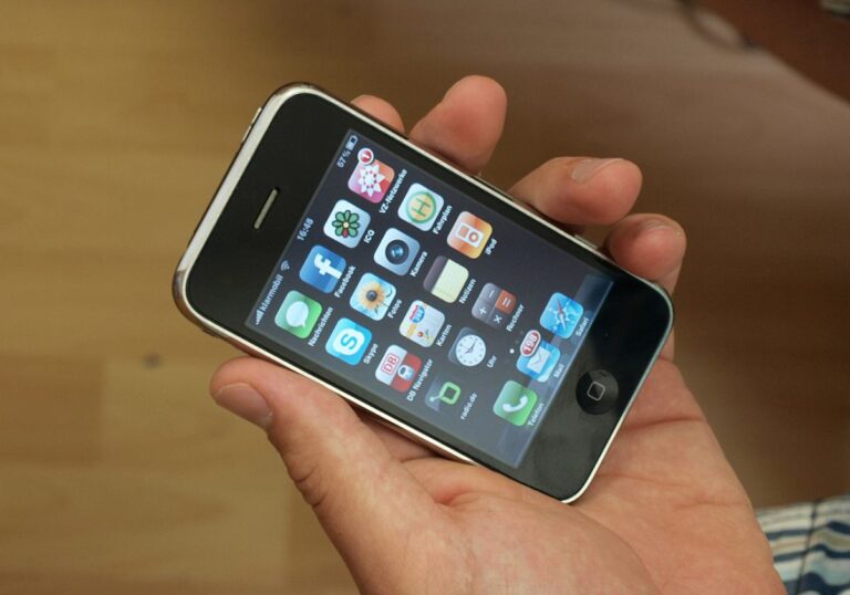 Apple Handy