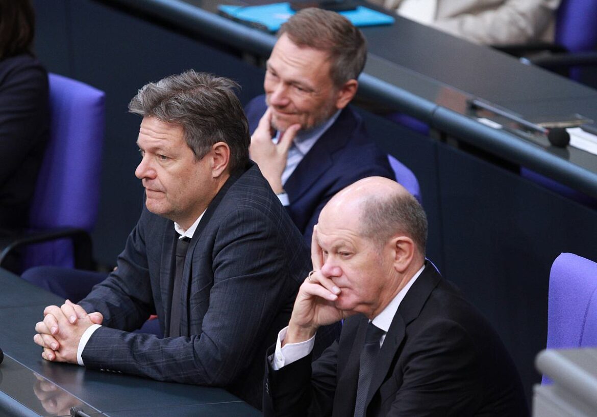 Ampel-Politiker Olaf Scholz (SPD), Robert Habeck (Grüne) und Christian Lindner (FDP)