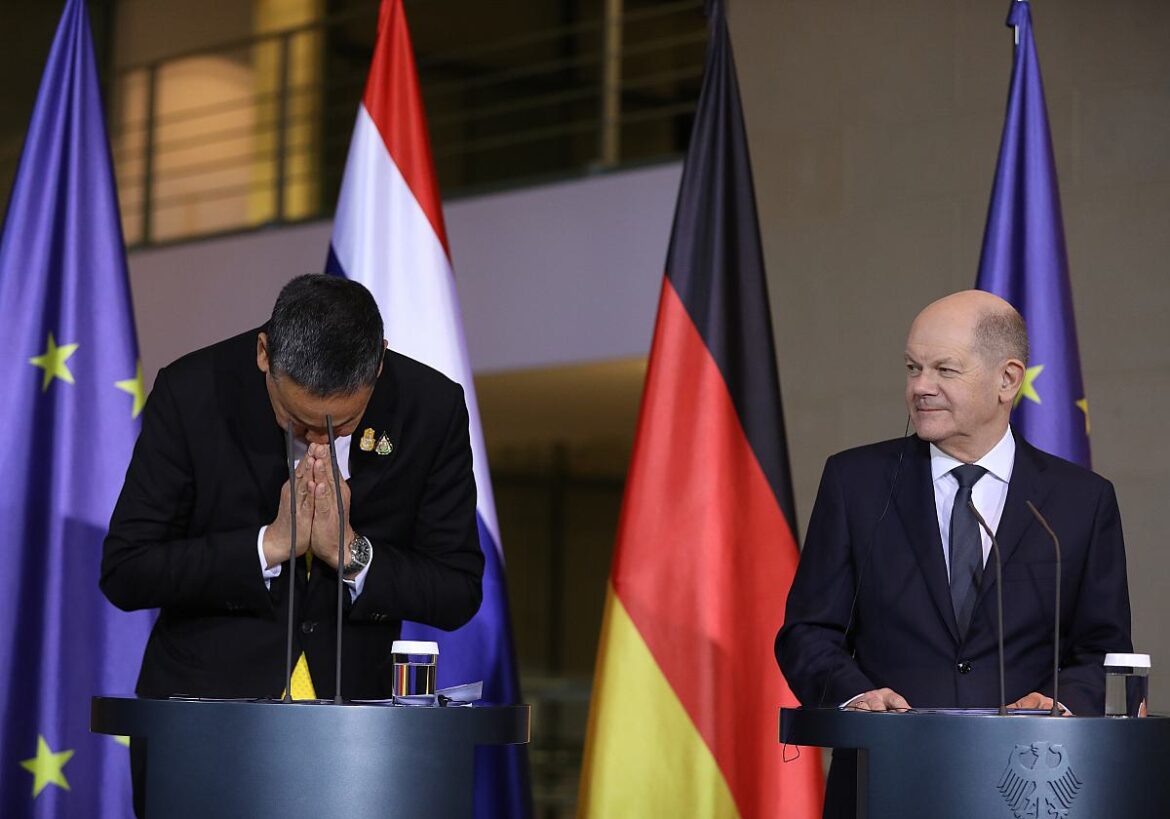 Thailands Ministerpräsident Srettha Thavisin und Bundeskanzler Olaf Scholz