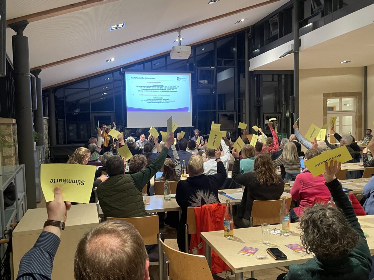 Intensive Diskussionen gab es zur Bildung einer Steuerungsgruppe der Kirchenkreissynode zur Frage der Kategorisierung der Sakralgebäude.