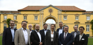 Die Beteiligten am KI-Reallabor Agrar bei der feierlichen Eröffnung. Foto: Uwe Lewandowski