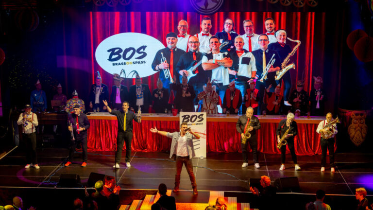 Auftritt der Band BOS - Brass on Spass bei der Herrensitzung im Alando Palais