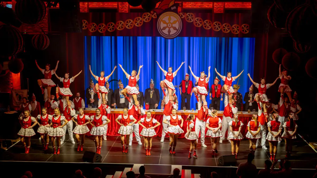 Tanzcorps Agrippina Colonia auf der Herrensitzung 2.0 im Alando Palais