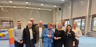 Gruppenbild im neuen Turnzentrum des SC Melle 03