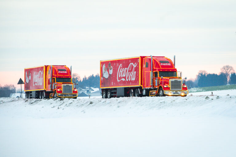 Truck von Coca-Cola in Innenstadt