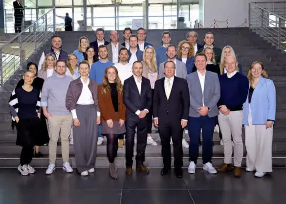 Delegation der WJ Osnabrück zu Besuch bei Boris Pistorius / Foto: DBT/ Stella von Saldern