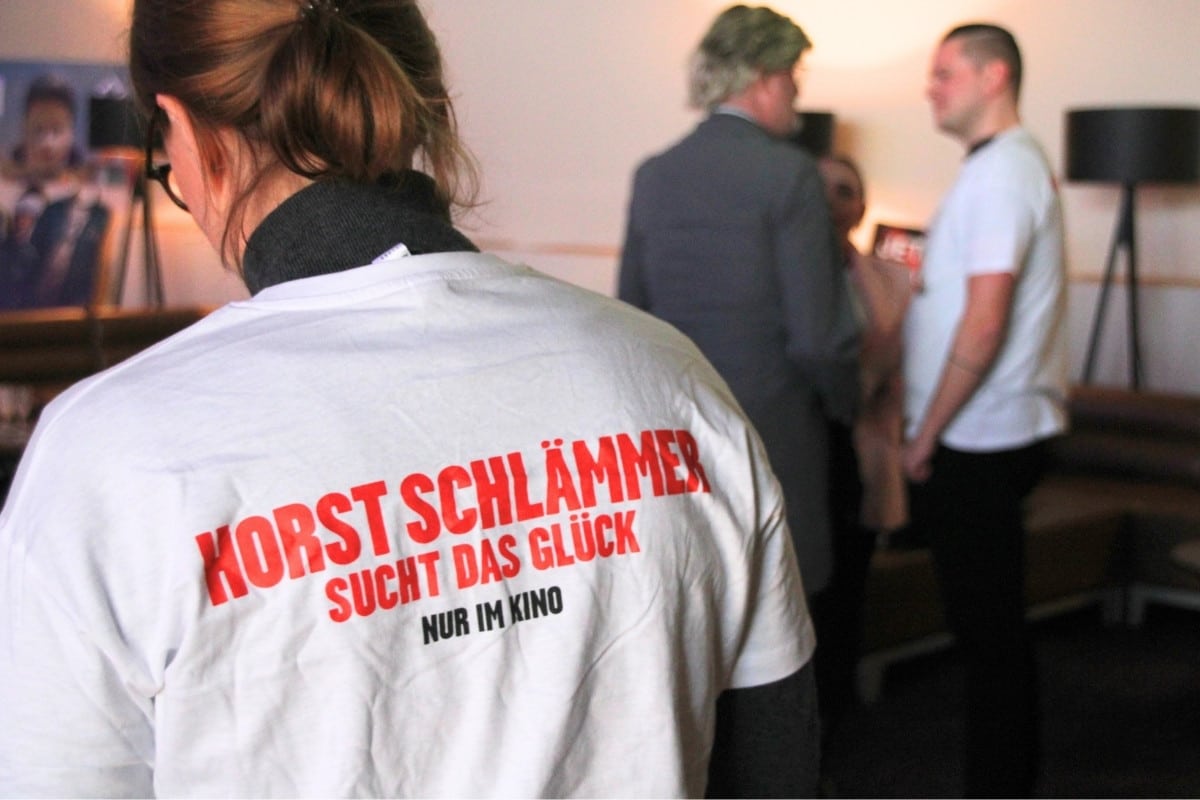 Für die Gäste gab es Film-T-Shirts als Geschenk. / Foto: Dominik Lapp