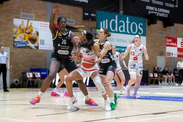 GiroLive Panthers vs. TK Luchse Hannover. / Foto: Alexander Reinhard in Osnabrück (Gesamtstadt)