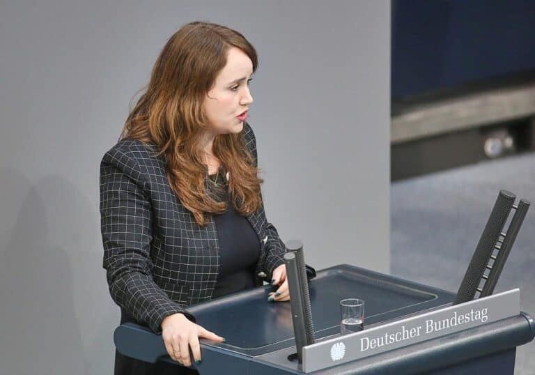 Ricarda Lang