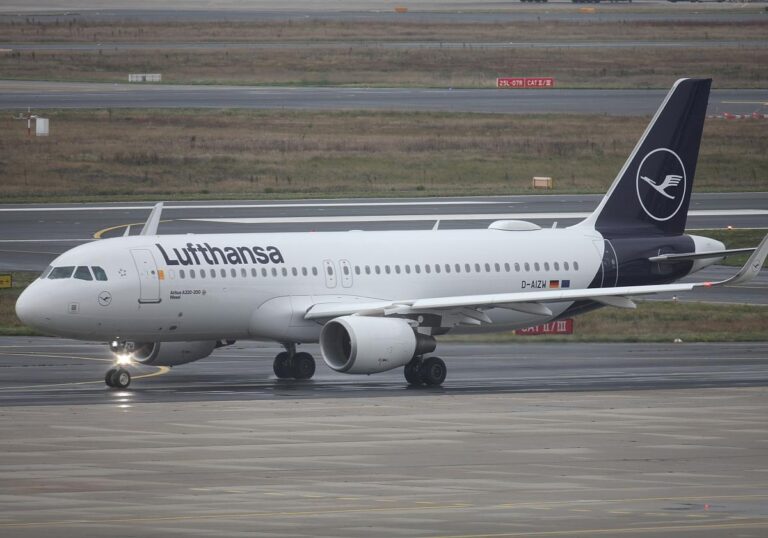Lufthansa-Maschine (Archiv)