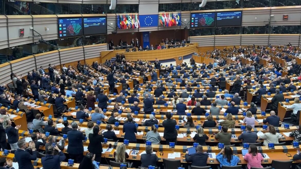 EU-Parlament verschärft Asylpolitik mit rechter Mehrheit