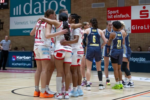 GiroLive Panthers vs. Alba Berlin / Foto: Alexander Reinhard in Osnabrück (Gesamtstadt)
