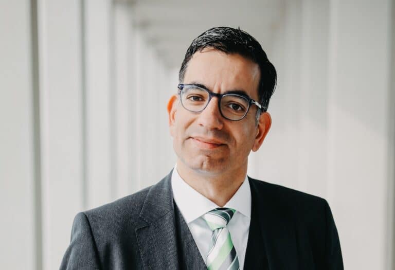 Oliver A. Schneider - Scottsdale GmbH