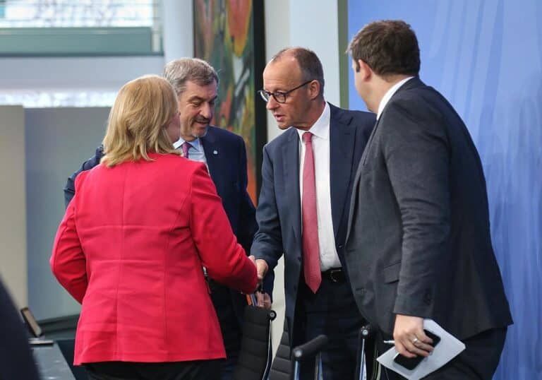 Pressekonferenz nach