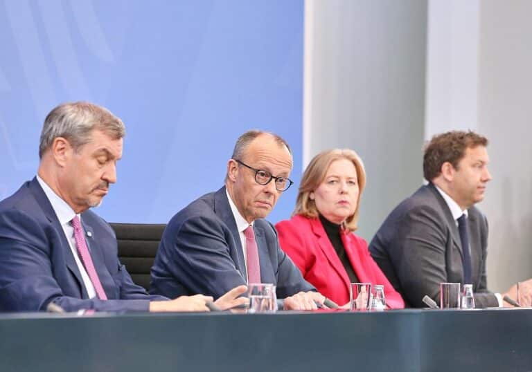 Pressekonferenz nach