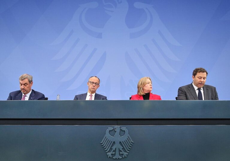 Pressekonferenz nach