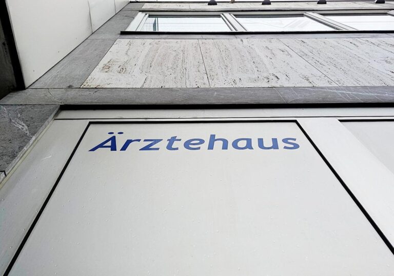 Ärztehaus (Archiv)