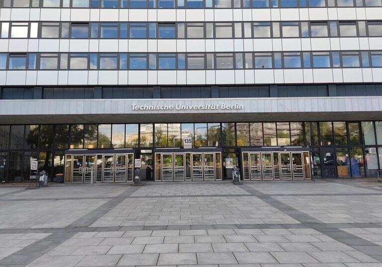 Technische Universität