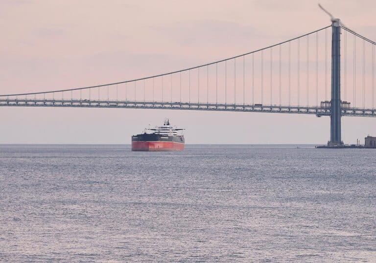 Öl-Tanker an