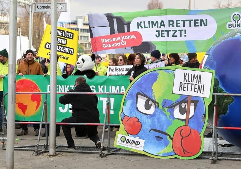 Demonstranten protestieren