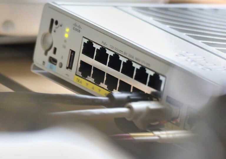 Netzwerk-Patchpanel (Archiv)