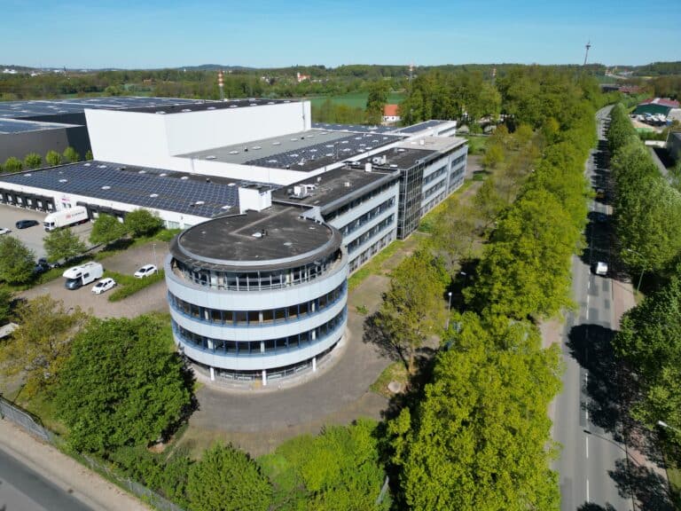 Drohnenaufnahme vom neuen Gebäude Tie7 Space./Foto: G&S IT Group in Darum/Gretesch